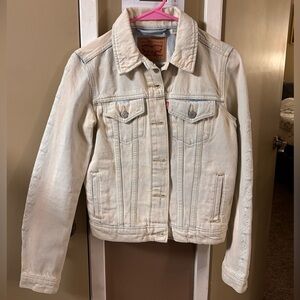 Levi’s White Trucker Jean Jacket with arm detailing